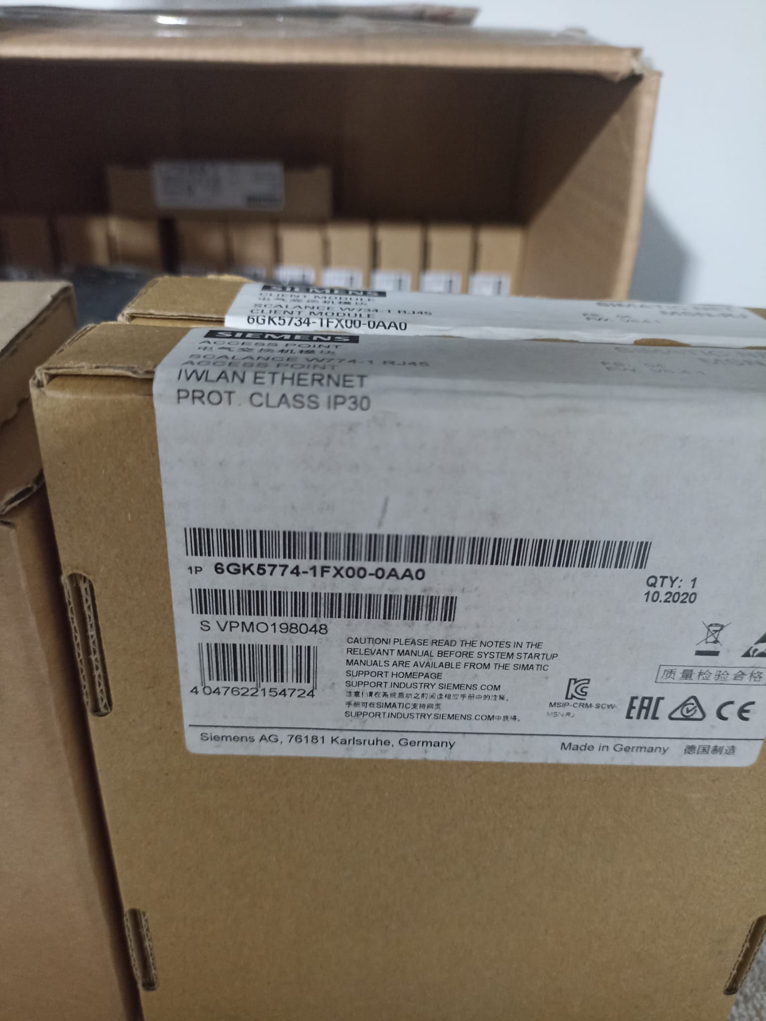 6GK5774-1FX00-0AA0-SIEMENS SCALANCE W774-1 RJ45