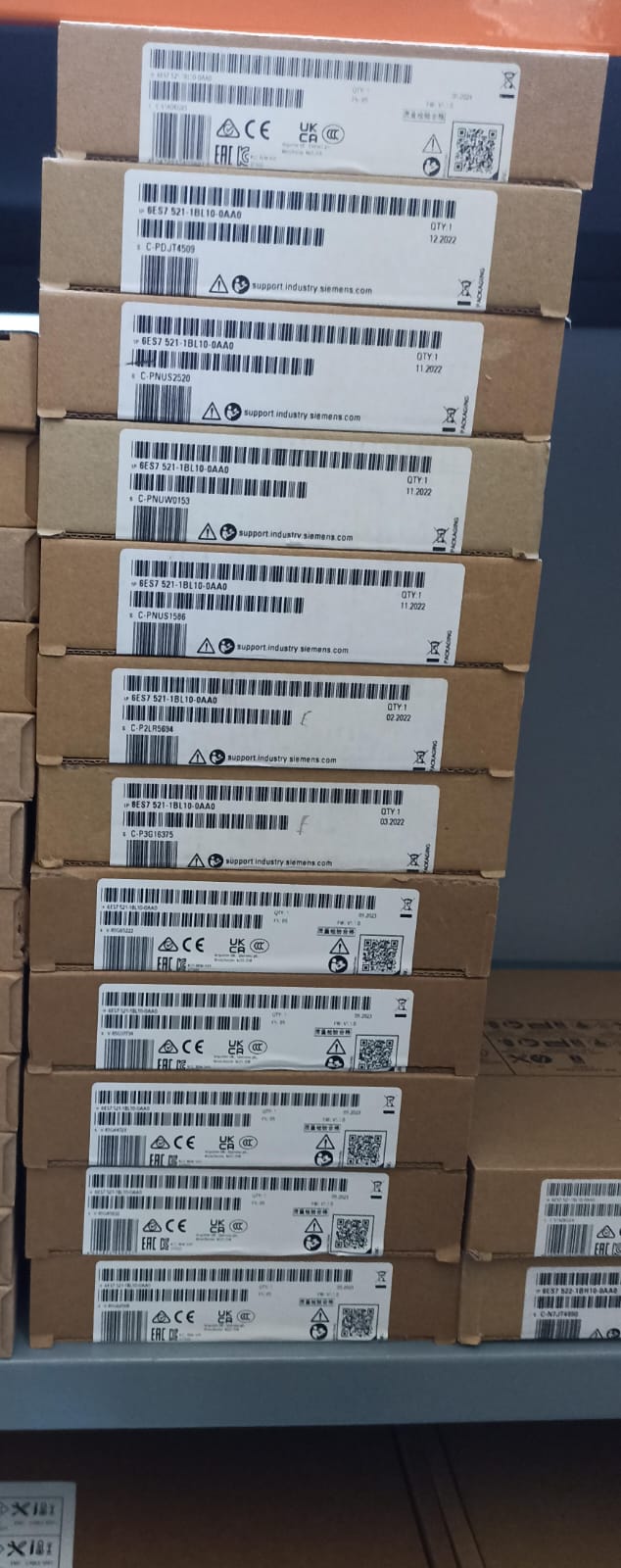 SİEMENS 6ES7521-1BL10-0AA0 S7-1500 DI32 x 24V DC BA (front connector)